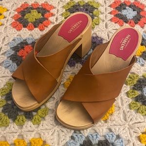 Swedish Hasbeens Size 38 Brown Tan Block Heels